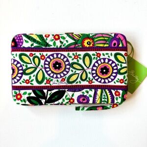 NWT || Vera Bradley Wallet - minor damage